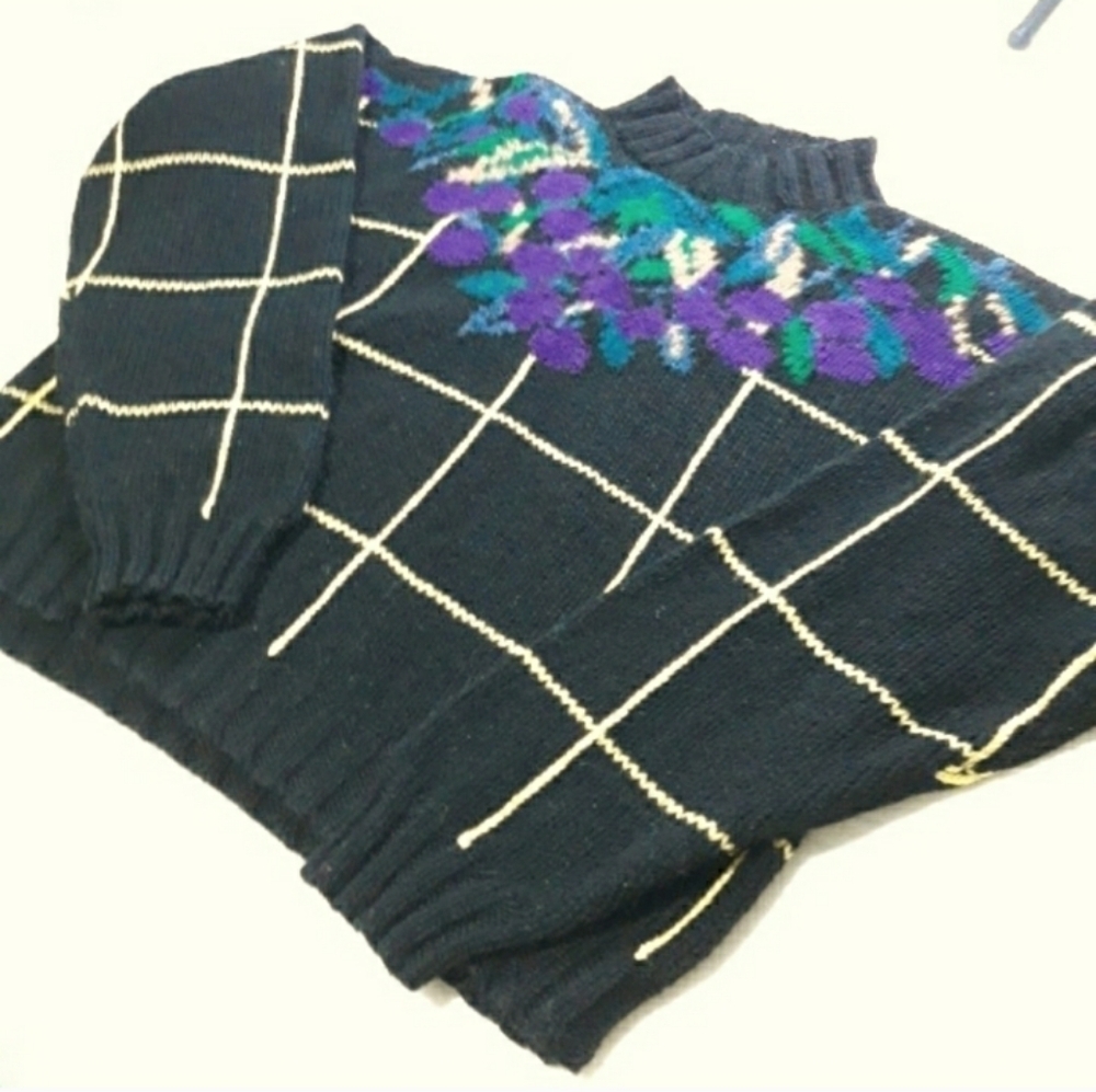Floral Grid Sweater 100 % Shetland Wool Black  Purple And Yellow Size Medium - Picture 5 of 11